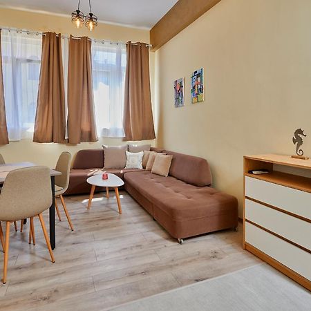 Peneka Hotel Поморие Экстерьер фото