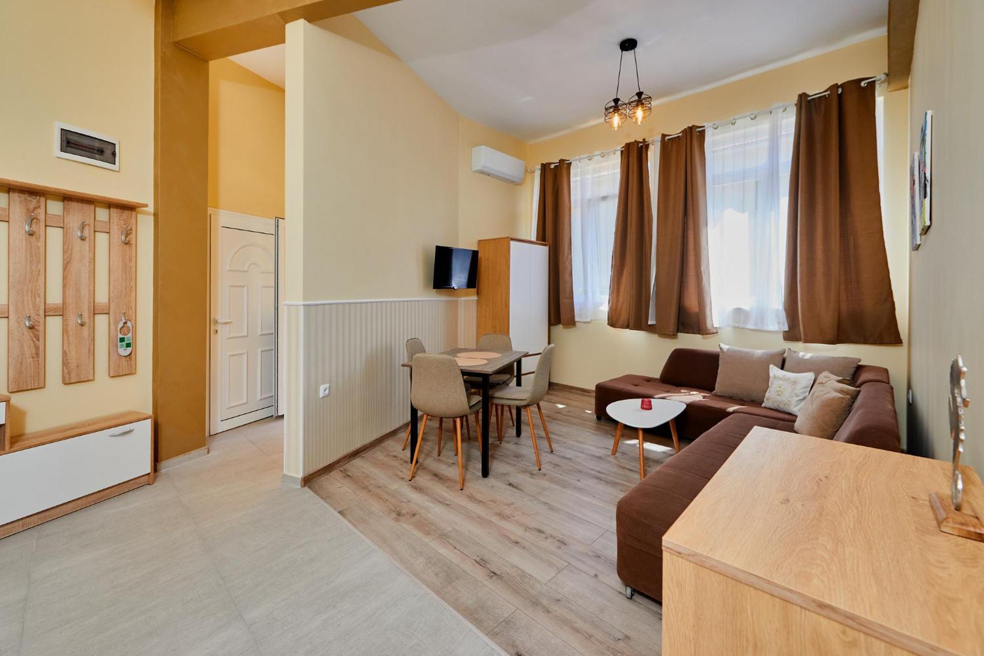 Peneka Hotel Поморие Экстерьер фото